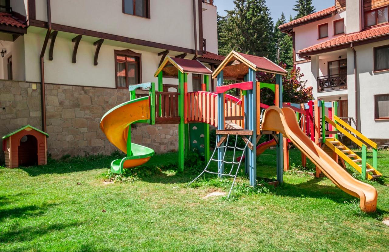 "Моето Любимо Място", Смолянски Езера - "My Favorite Place", Smolyan Lakes Buitenkant foto